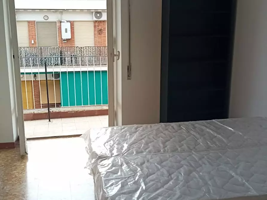 Immagine 3 di Camera in affitto  in Via Borghesano Lucchese a Roma