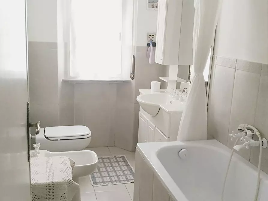 Immagine 6 di Camera in affitto  in Via Martiri delle Ardeatine a Pisa