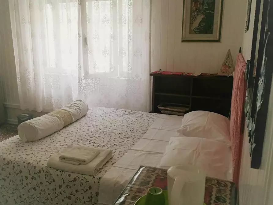 Immagine 2 di Camera in affitto  in Via Martiri delle Ardeatine a Pisa