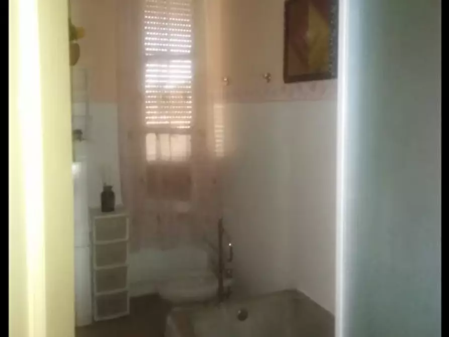 Immagine 4 di Camera in affitto  in Via Trieste a Parma