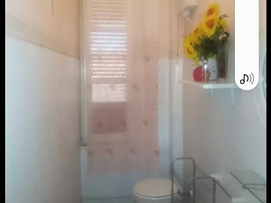 Immagine 3 di Camera in affitto  in Via Trieste a Parma