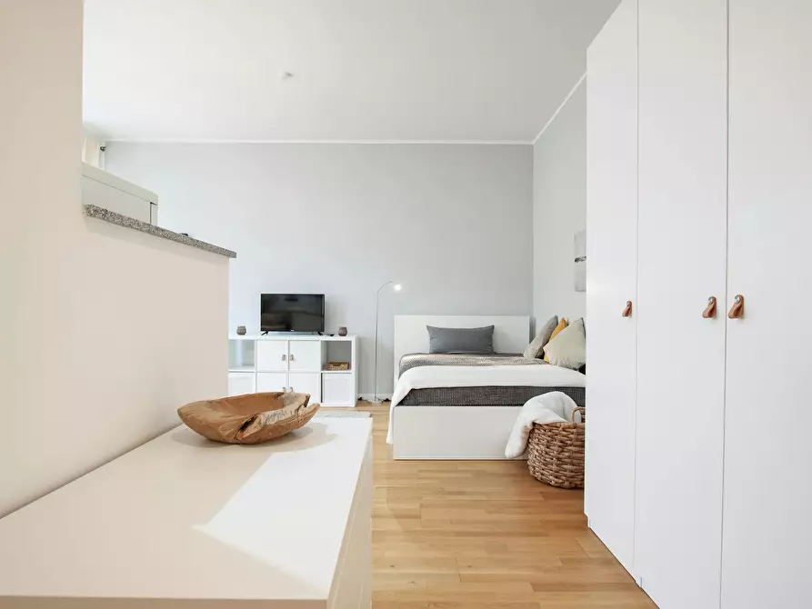 Immagine 3 di Casa indipendente in affitto  in Oberbilker Allee a Düsseldorf