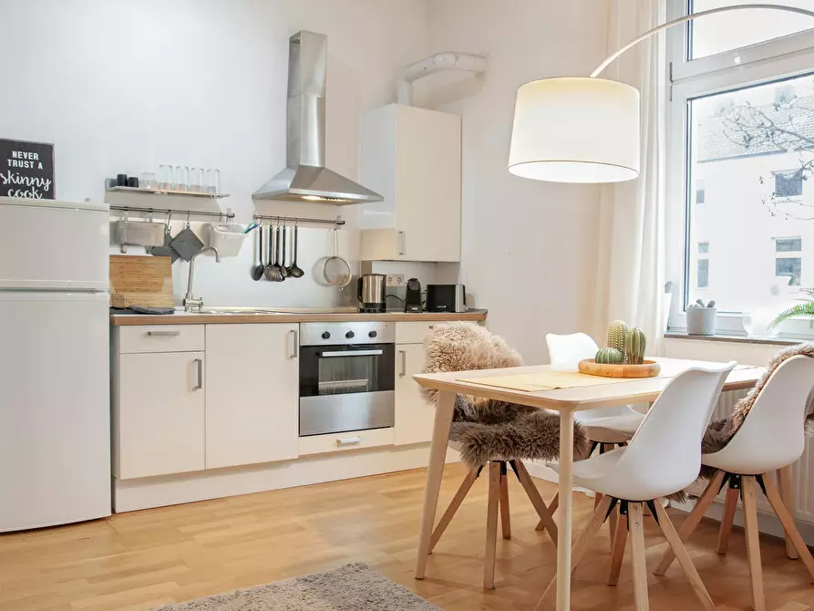 Immagine 8 di Casa indipendente in affitto  in Oberbilker Allee a Düsseldorf