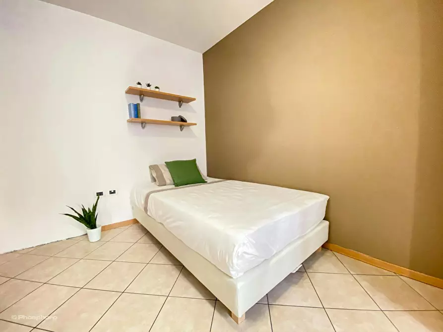 Immagine 4 di Camera in affitto  in Via Tomaso Gar a Trento