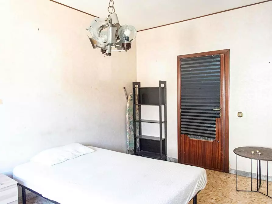 Immagine 1 di Camera in affitto  in Via Laurentina a Roma