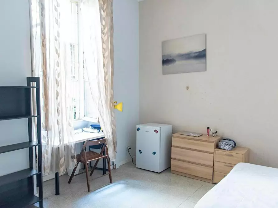 Immagine 3 di Camera in affitto  in Via Napoleone III a Roma