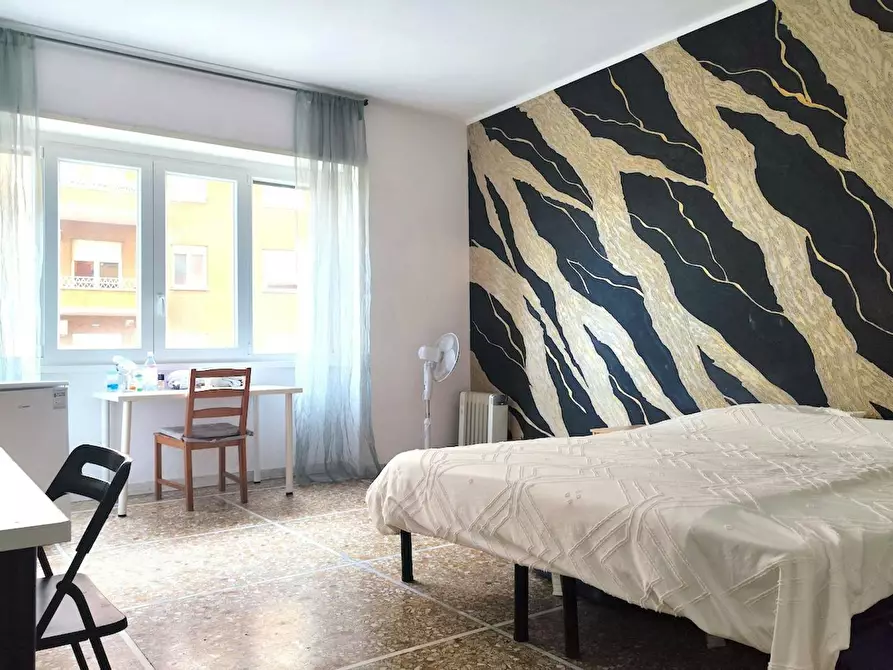 Immagine 1 di Camera in affitto  in Circonvallazione Nomentana a Roma