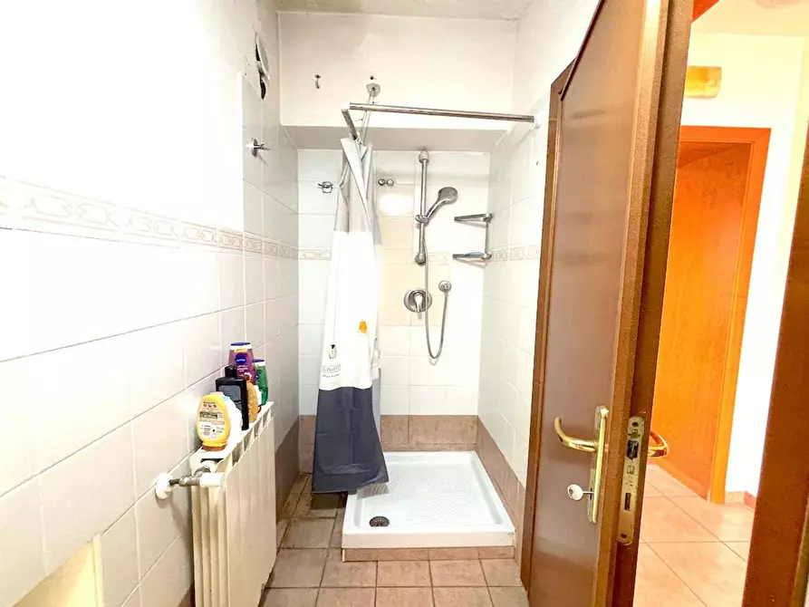 Immagine 7 di Camera condivisa in affitto  in Via Alessandro Brisse a Roma