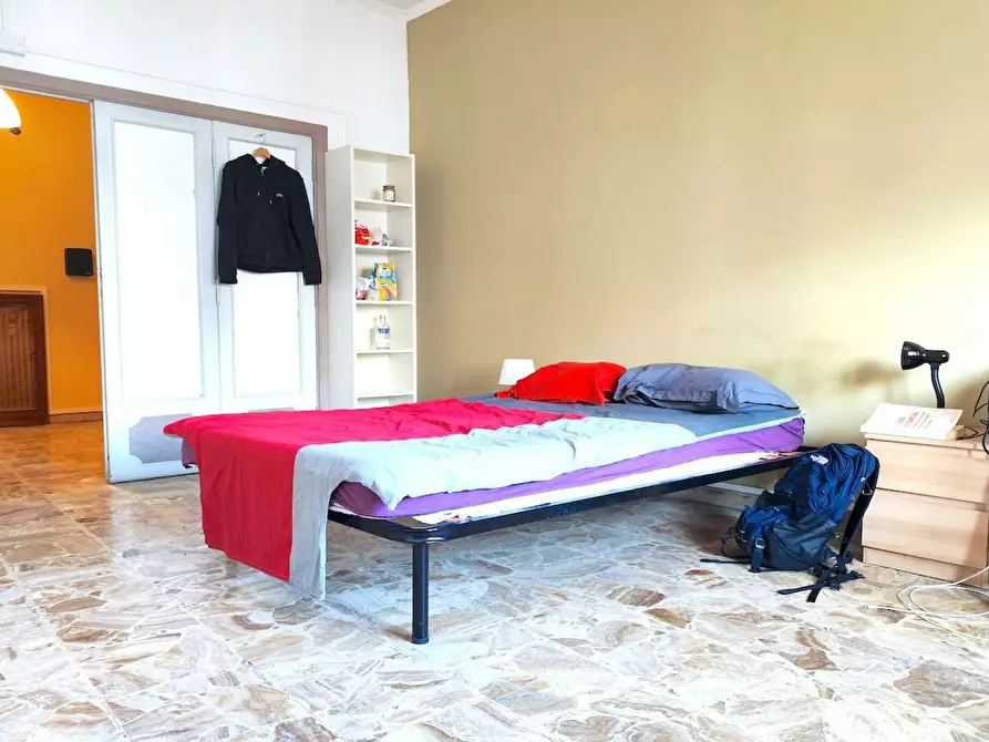 Immagine 4 di Camera in affitto  in Viale Tirreno a Roma