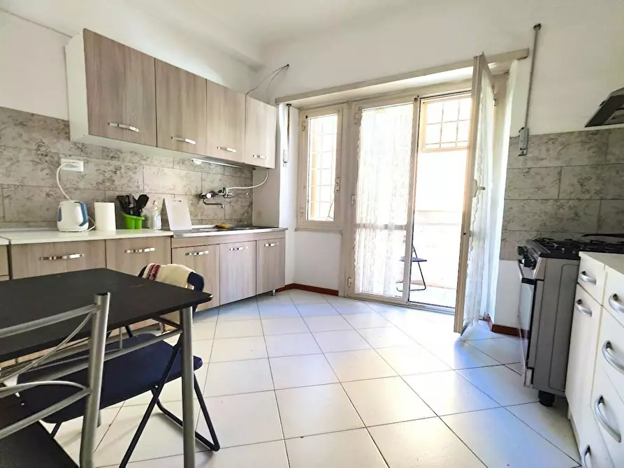 Immagine 8 di Camera in affitto  in Viale Tirreno a Roma