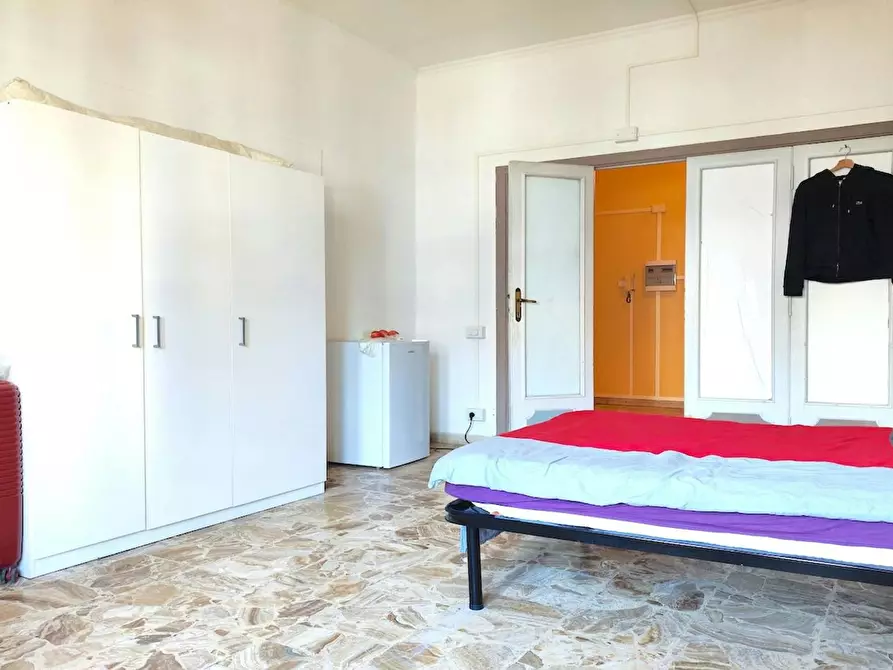 Immagine 3 di Camera in affitto  in Viale Tirreno a Roma