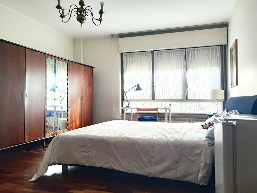 Immagine 2 di Camera in affitto  in Viale Cesare Pavese a Roma