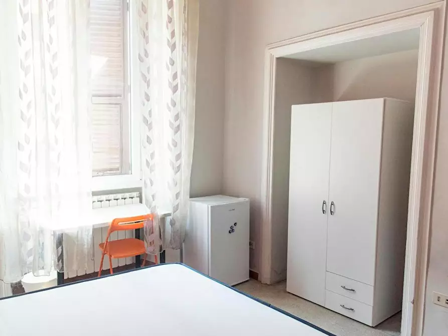 Immagine 2 di Camera in affitto  in Via Napoleone III a Roma
