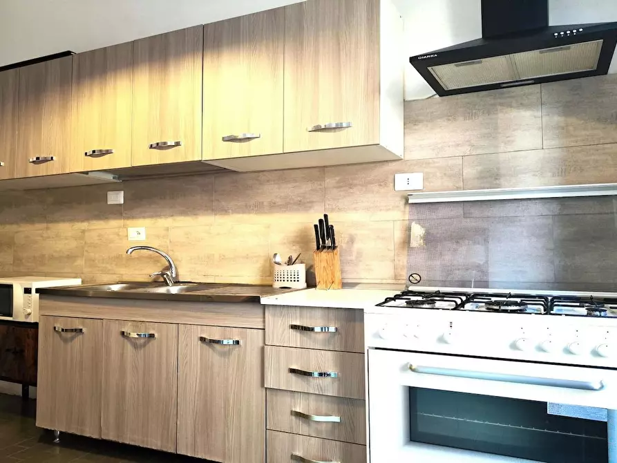 Immagine 7 di Camera in affitto  in Via Francesco Orestano a Roma