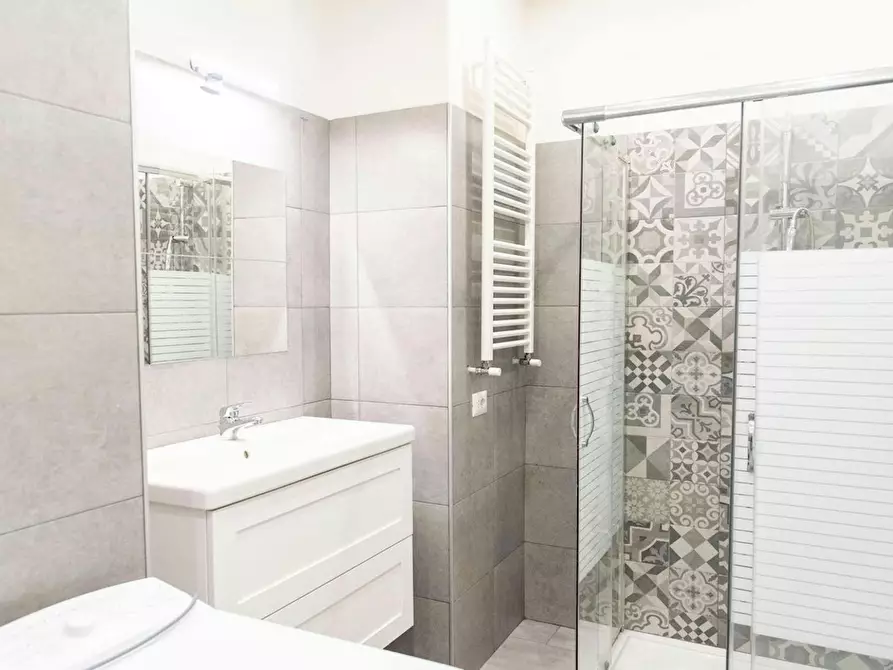 Immagine 5 di Camera in affitto  in Via Napoleone III a Roma