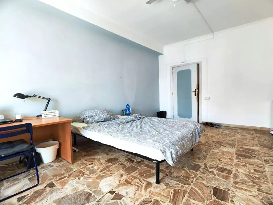 Immagine 4 di Camera in affitto  in Viale Tirreno a Roma