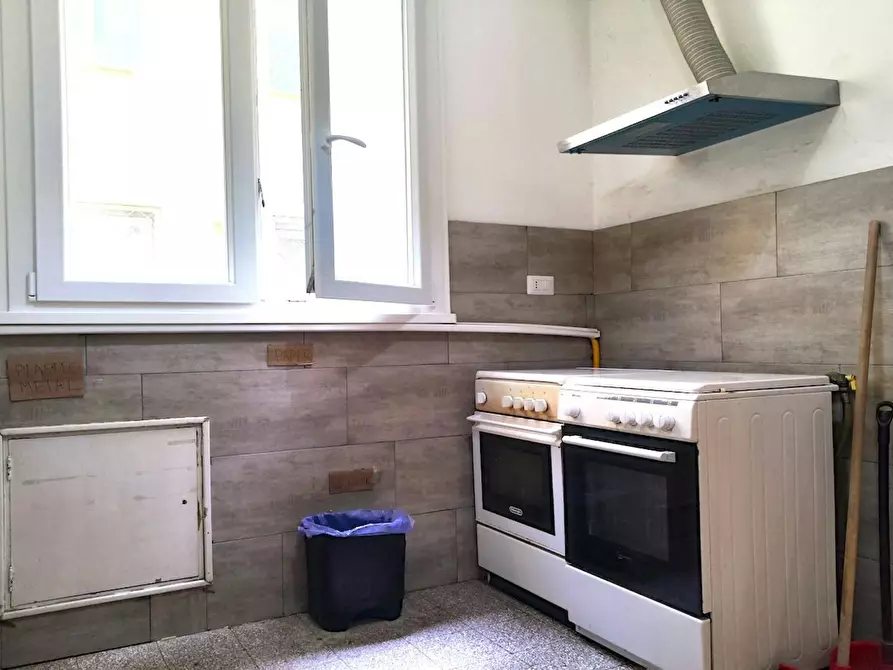 Immagine 6 di Camera in affitto  in Via Oreste Tommasini a Roma