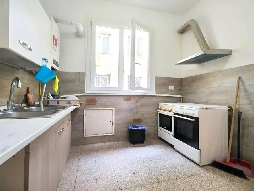 Immagine 4 di Camera in affitto  in Via Oreste Tommasini a Roma