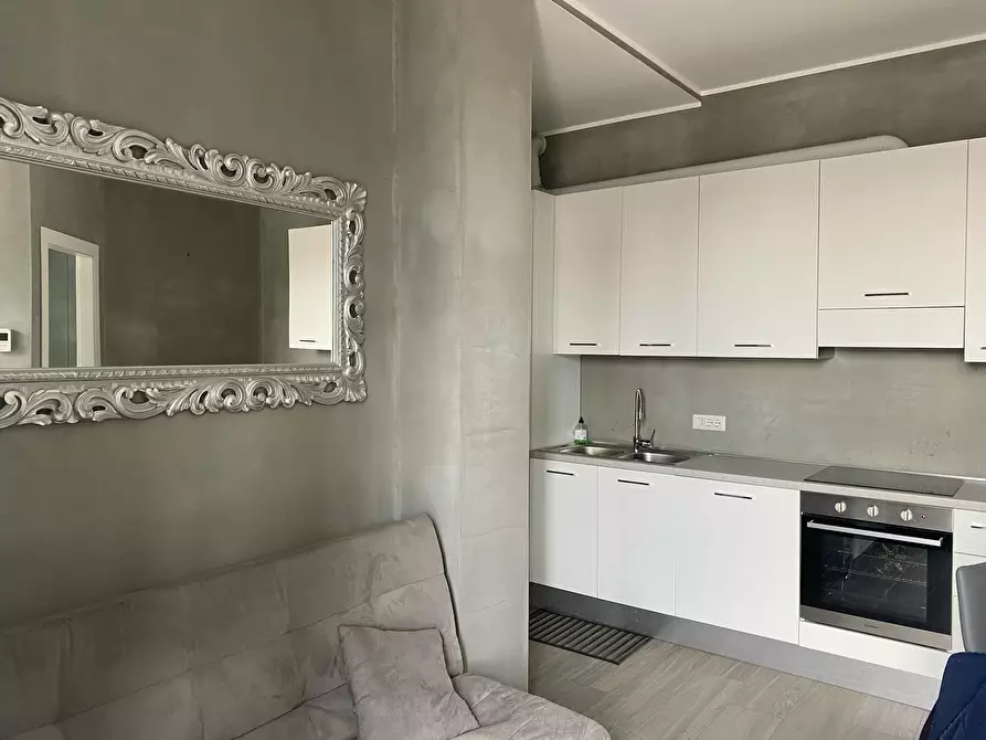 Immagine 1 di Appartamento in affitto  in Via San Basilio a Milano