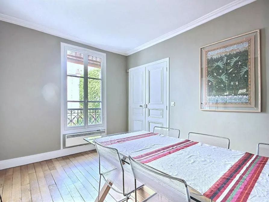 Immagine 7 di Appartamento in affitto  in Rue Rousselet a Paris 07