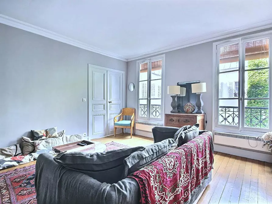 Immagine 4 di Appartamento in affitto  in Rue Rousselet a Paris 07