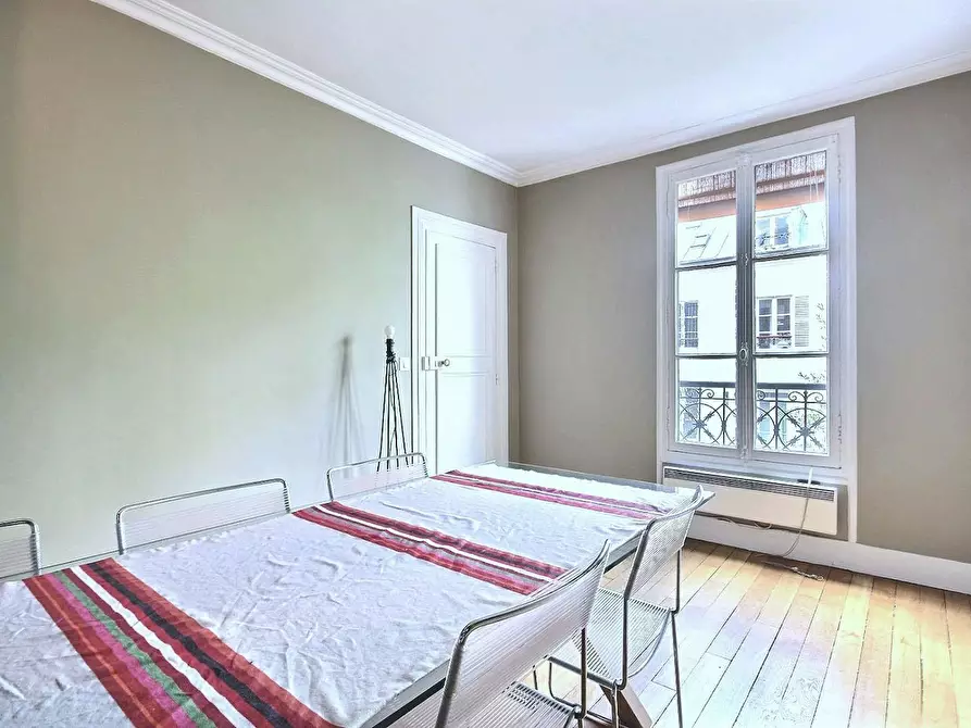 Immagine 8 di Appartamento in affitto  in Rue Rousselet a Paris 07