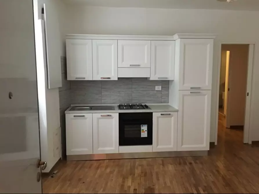 Immagine 5 di Appartamento in affitto  in Via Erodoto a Milano