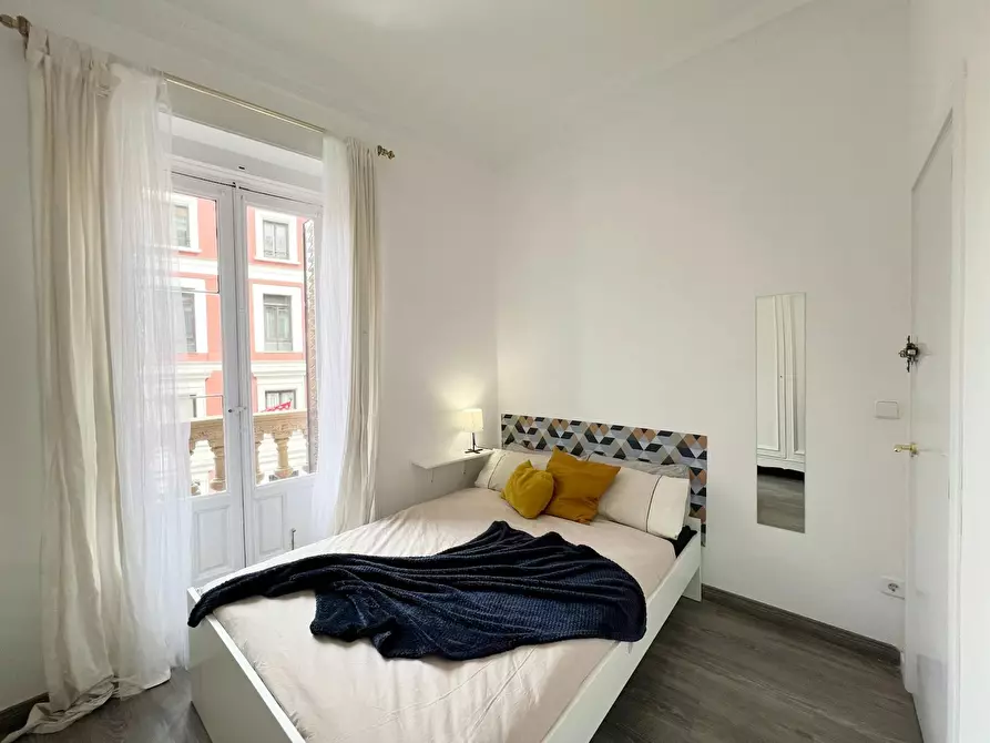 Immagine 1 di Camera in affitto  in Calle de San Bernardo a Madrid
