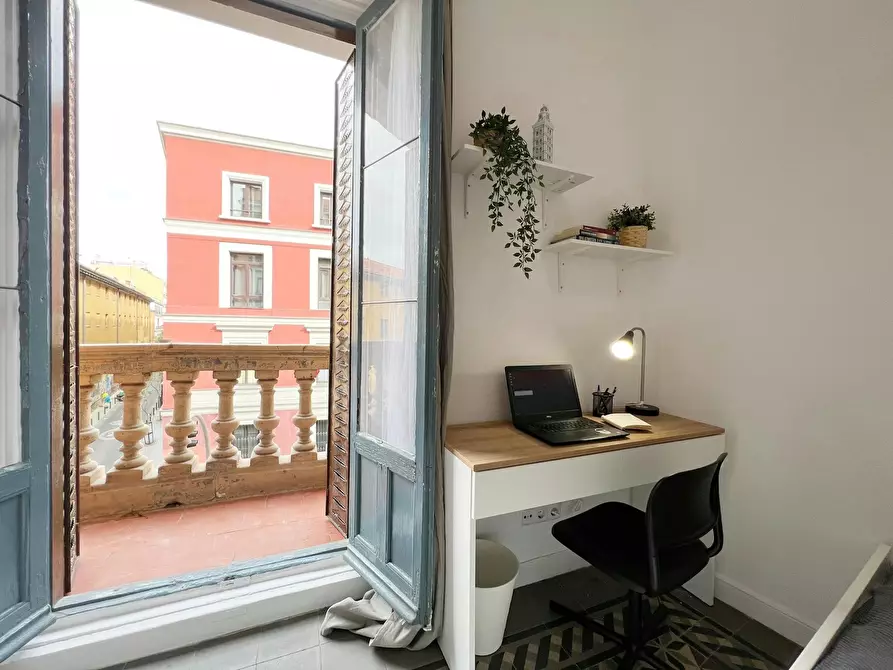 Immagine 4 di Camera in affitto  in Calle de San Bernardo a Madrid
