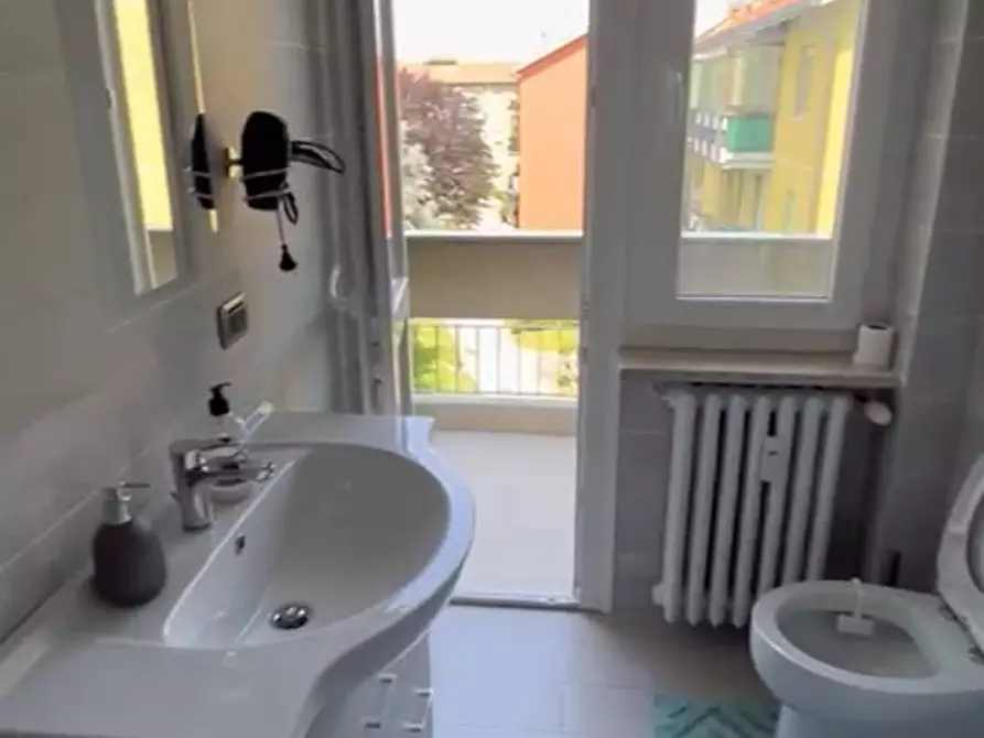 Immagine 9 di Camera in affitto  in Via Concilio Vaticano II a Milano