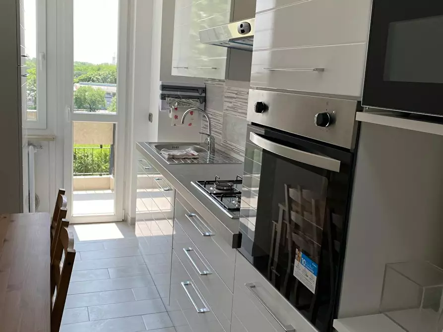 Immagine 6 di Camera in affitto  in Via Concilio Vaticano II a Milano