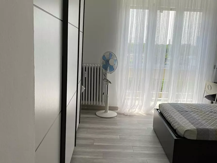 Immagine 5 di Camera in affitto  in Via Concilio Vaticano II a Milano