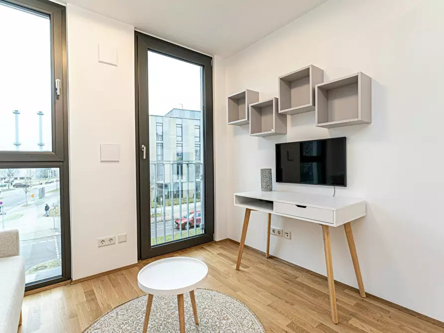 Immagine 2 di Appartamento in affitto  in Rudower Chaussee a Berlin