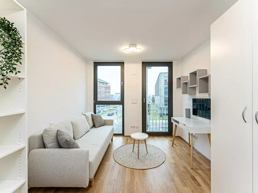 Immagine 1 di Appartamento in affitto  in Rudower Chaussee a Berlin