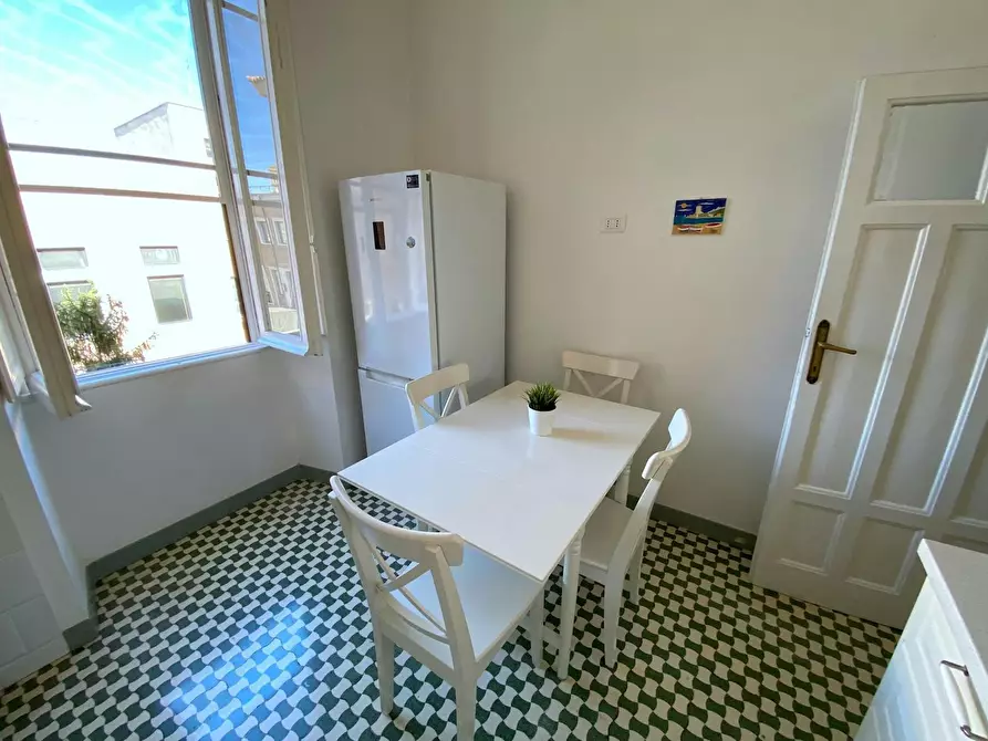Immagine 6 di Appartamento in affitto  in Via La Spezia a Roma