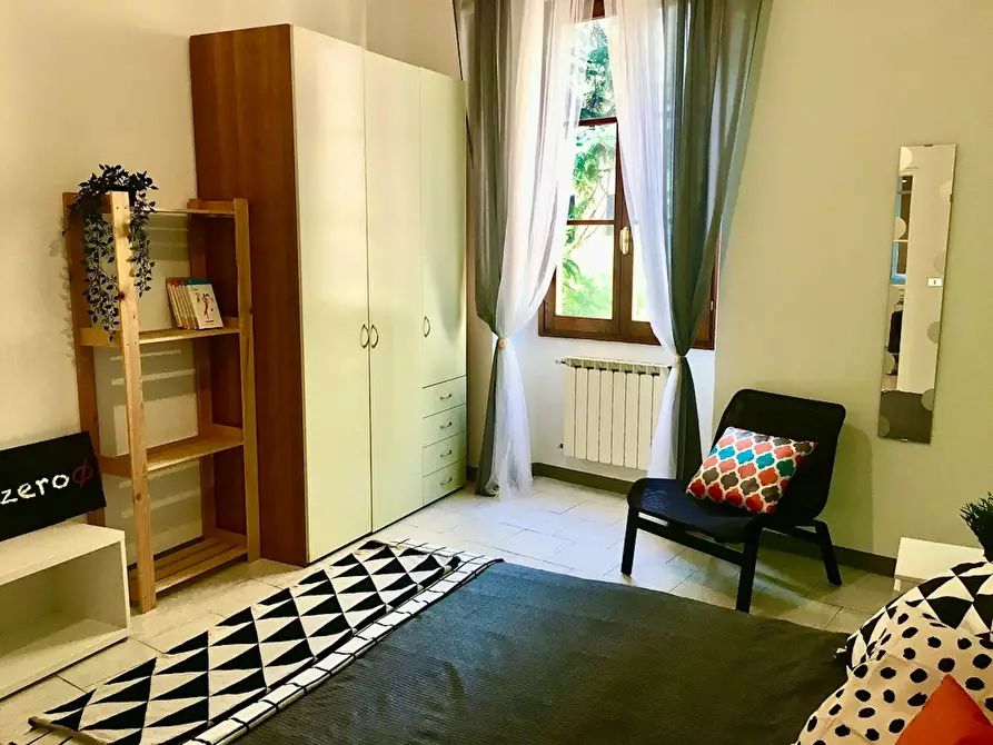 Immagine 3 di Camera in affitto  in Via del Ponte Rosso a Firenze