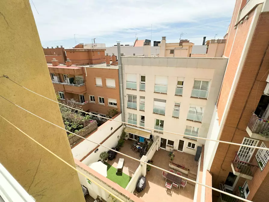 Immagine 5 di Camera in affitto  in Carrer de Verdi a Barcelona