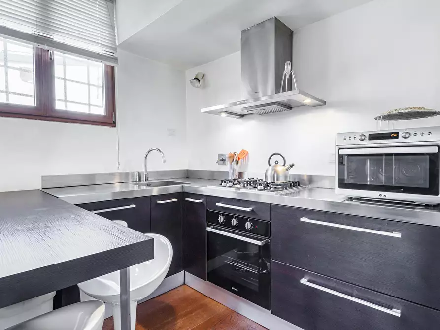 Immagine 7 di Appartamento in affitto  in Via Palazzuolo a Firenze