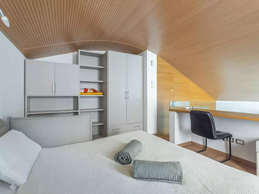 Immagine 7 di Appartamento in affitto  in Via Andrea Costa a Bologna