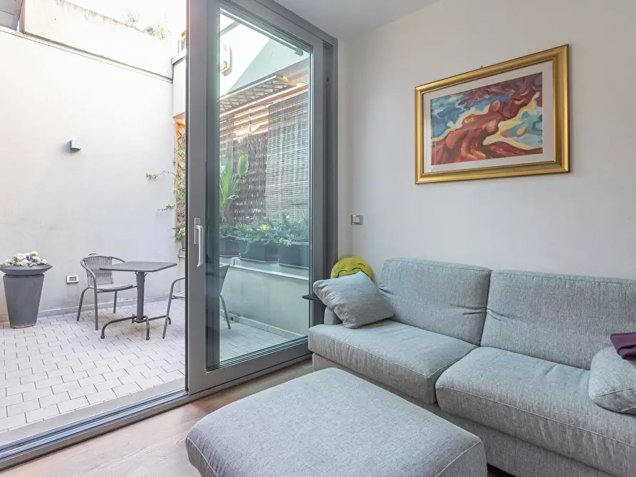 Immagine 2 di Appartamento in affitto  in Via Andrea Costa a Bologna