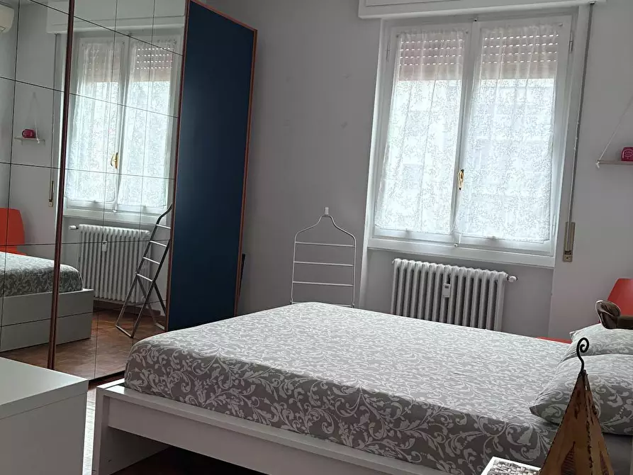 Immagine 1 di Camera in affitto  in Via Zurigo a Milano