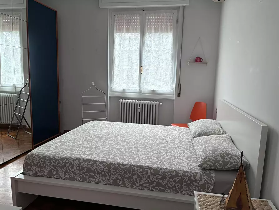 Immagine 3 di Camera in affitto  in Via Zurigo a Milano