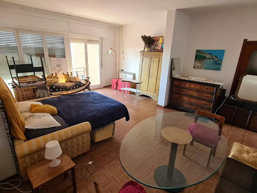 Immagine 1 di Camera in affitto  in Via di Casal Bruciato a Roma