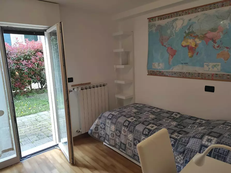 Immagine 4 di Camera in affitto  in Via Este a Padova