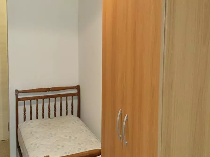 Immagine 3 di Camera in affitto  in Via Oriola a Trento