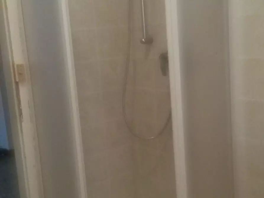 Immagine 10 di Camera in affitto  in Via Castelbarco a Trento