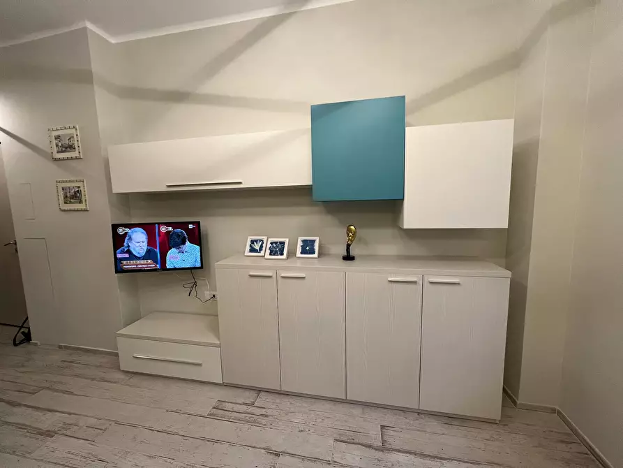 Immagine 10 di Appartamento in affitto  in Corso Re Umberto a Torino