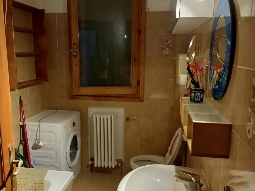 Immagine 5 di Camera condivisa in affitto  in Via delle Fragole a Bologna