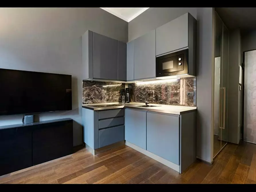 Immagine 2 di Appartamento in affitto  in Via Correggio a Milano