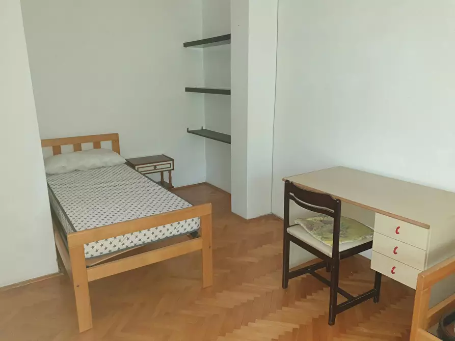 Immagine 2 di Camera in affitto  in Via Gian Domenico Romagnosi a Trento